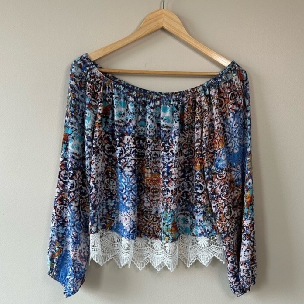 Aqua Multicolor Pattern Off the Shoulder Style Shirt Size Small